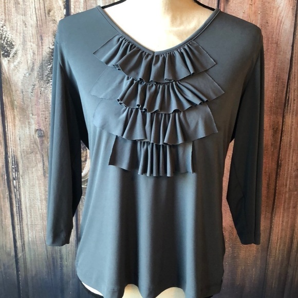𝅺SUSAN Gravers Gray Medium Ruffled Top - Picture 1 of 5